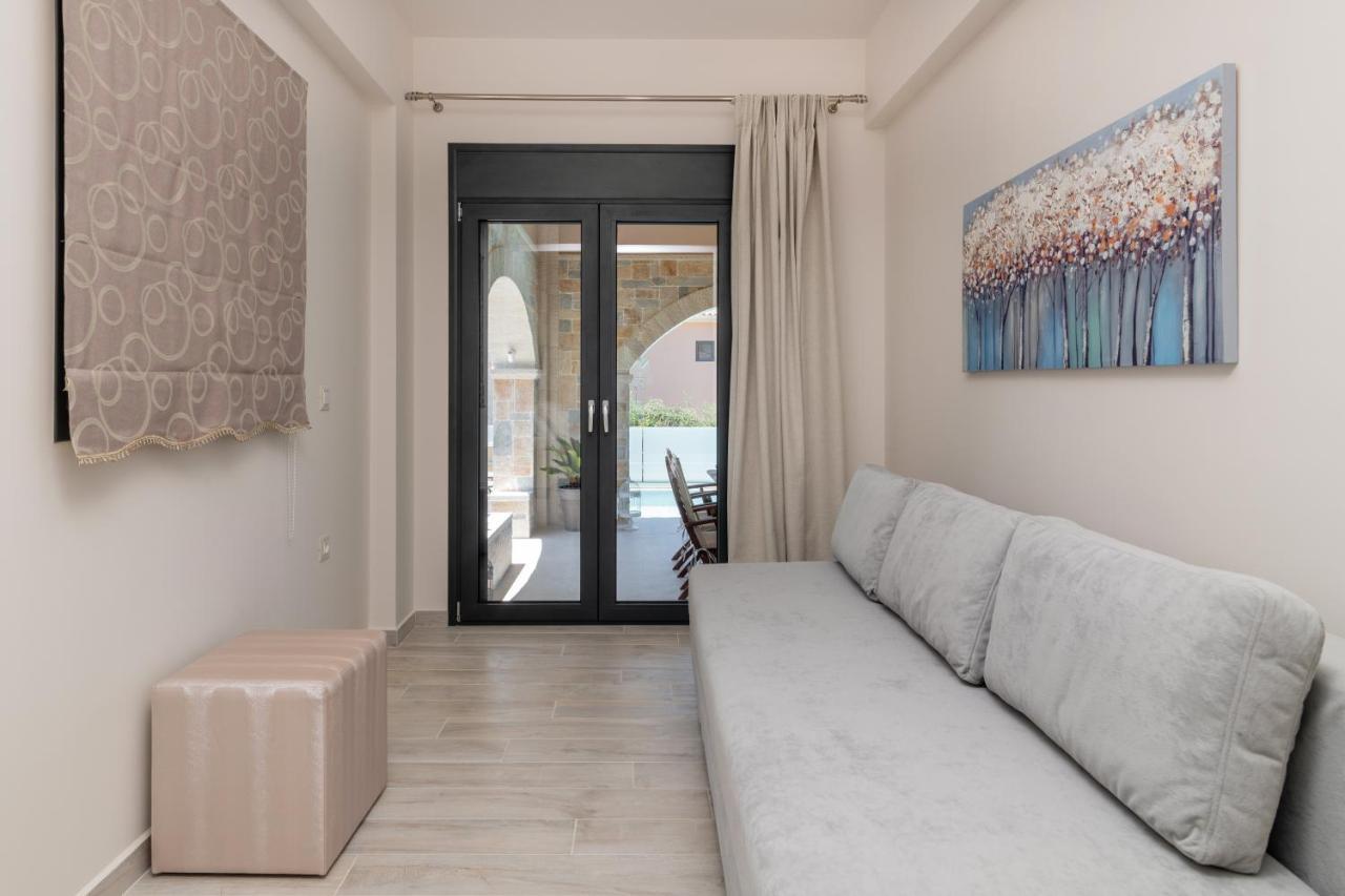 Vila Romanza Ii Luxury Kalamákion
